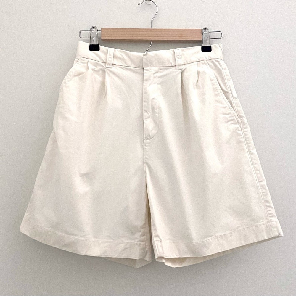 GAP Pleated High-waist Shorts